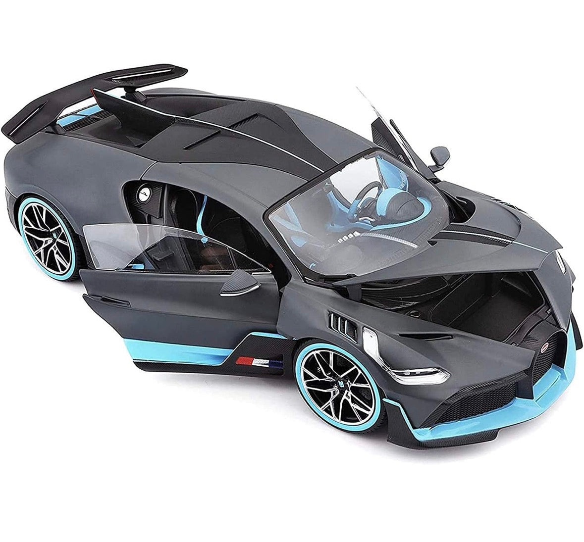 Bugatti Divo 1:32 Scale Blue