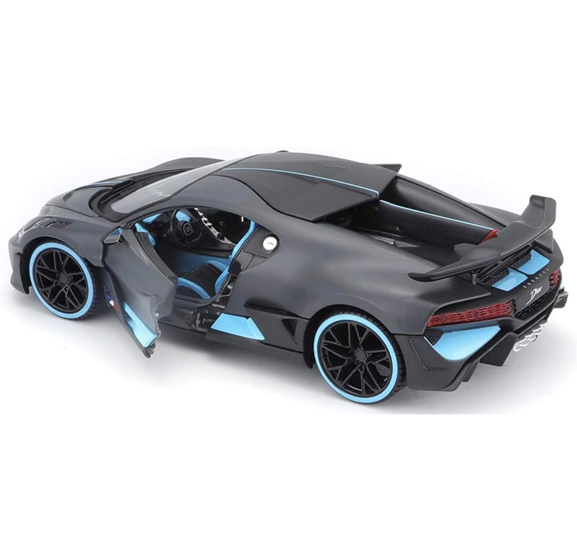 Bugatti Divo 1:32 Scale Blue