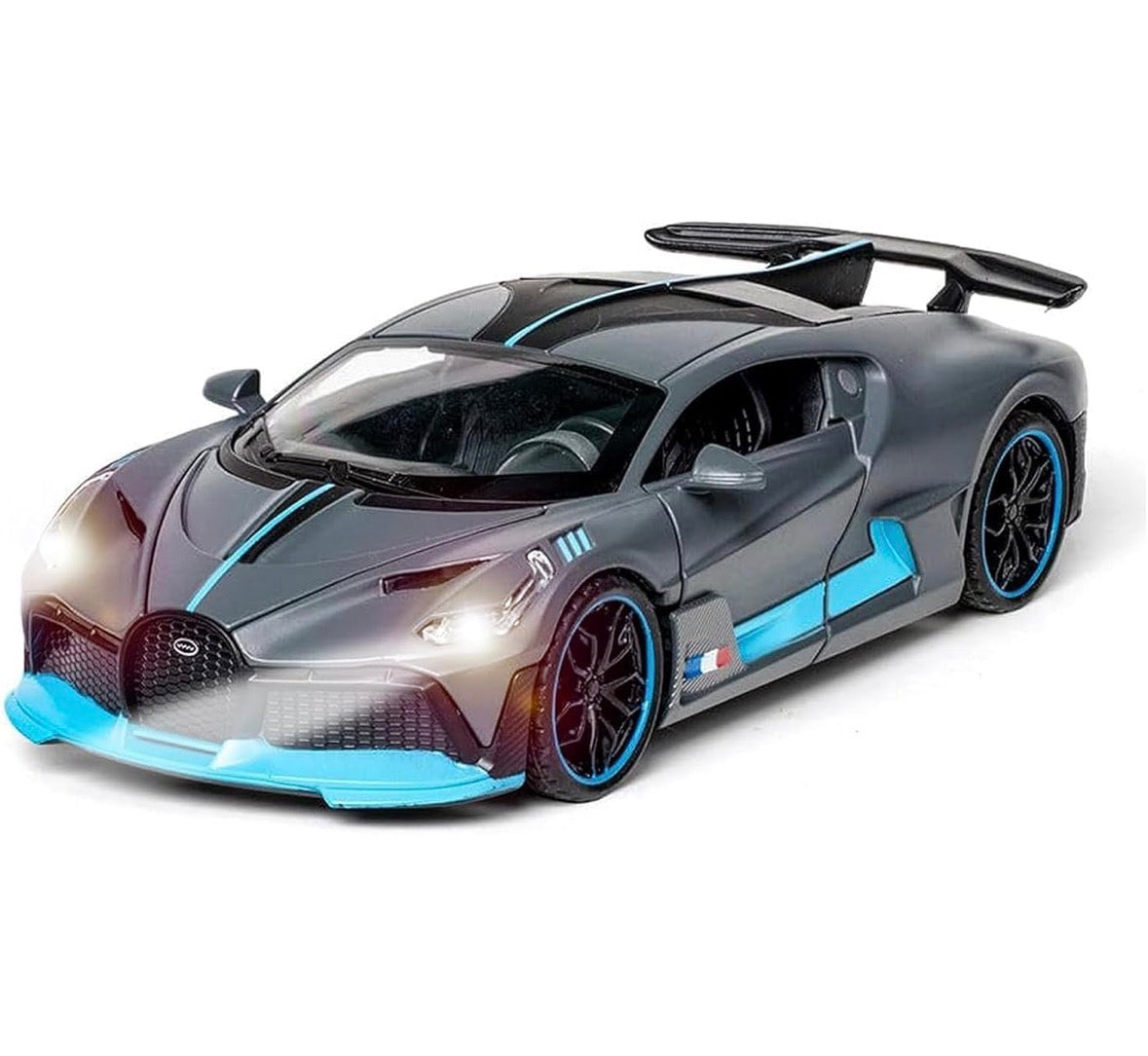 Bugatti Divo 1:32 Scale Blue