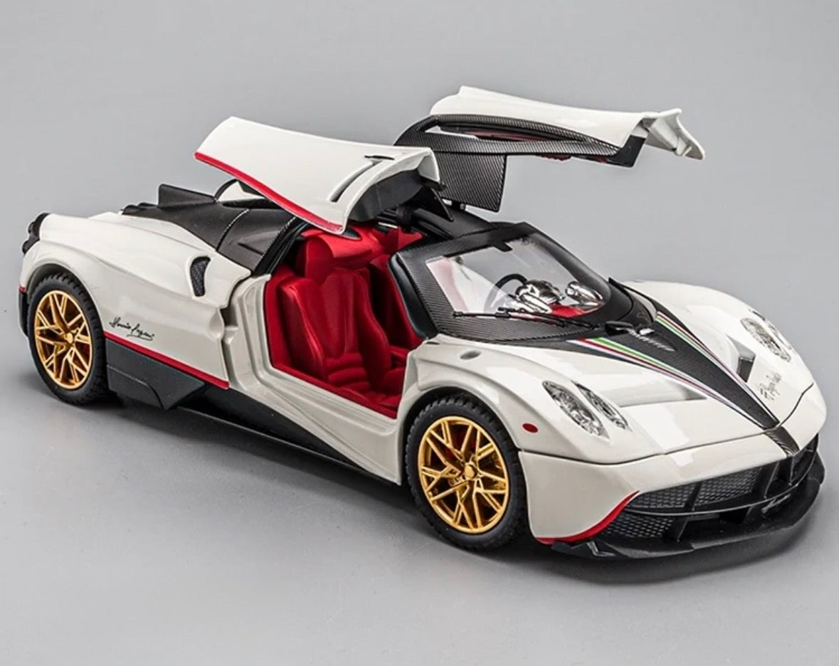 Pagani Huayra 1:32 Scale White
