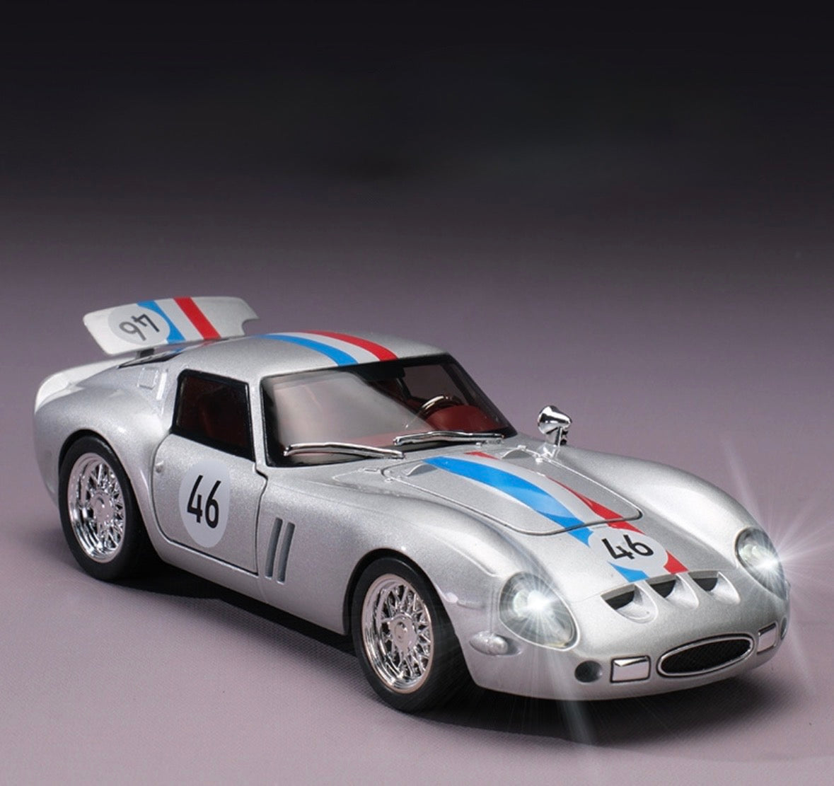 Ferrari 250 GTO 1:32 Scale Silver