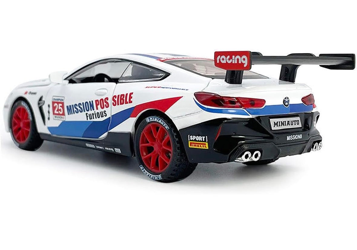 BMW M8 GTE 1:32 Scale White