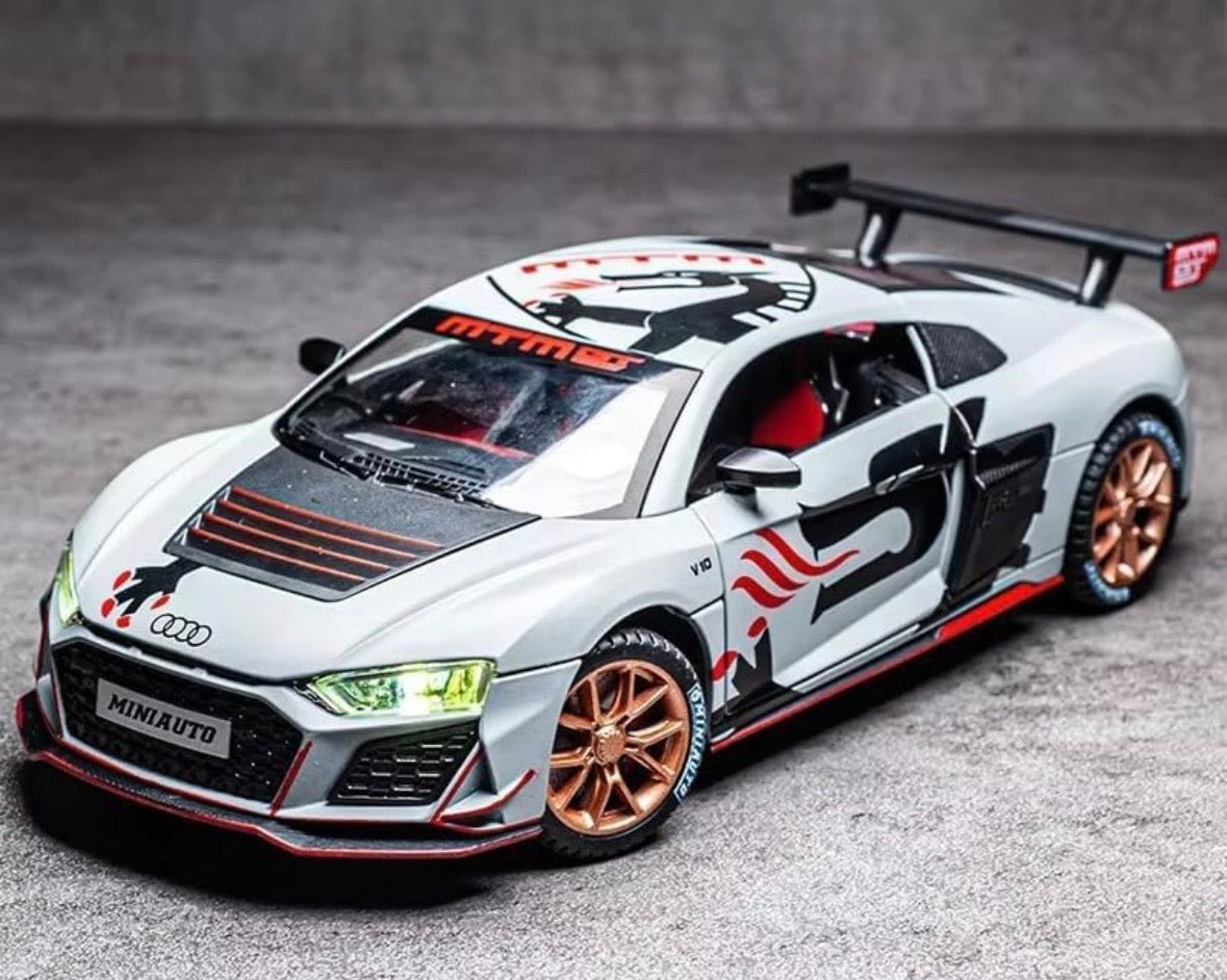 Audi R8 1:24 Scale Grey