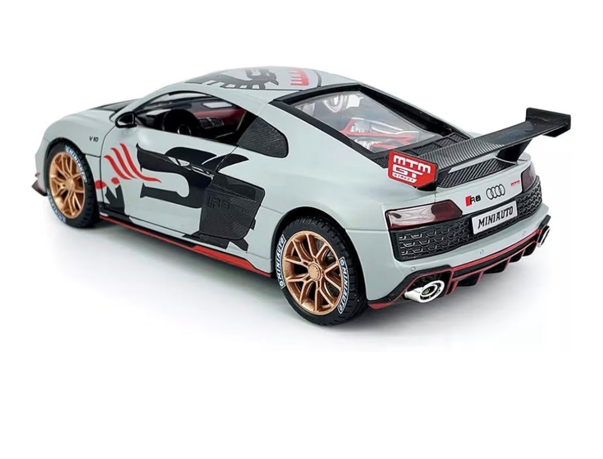Audi R8 1:24 Scale Grey