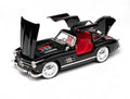 Mercedes 300 SL Vintage 1:24 Scale Black